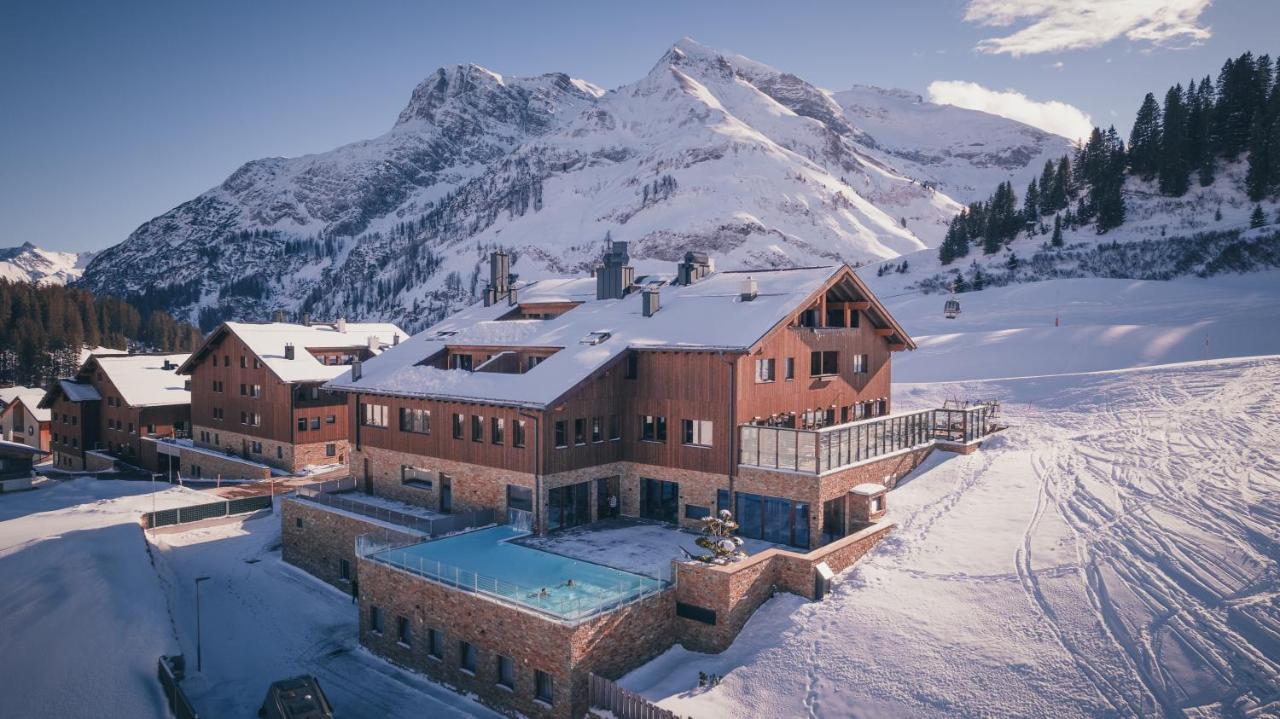 Alpenparks Hotel & Apartment Arlberg Warth Mit Pool المظهر الخارجي الصورة