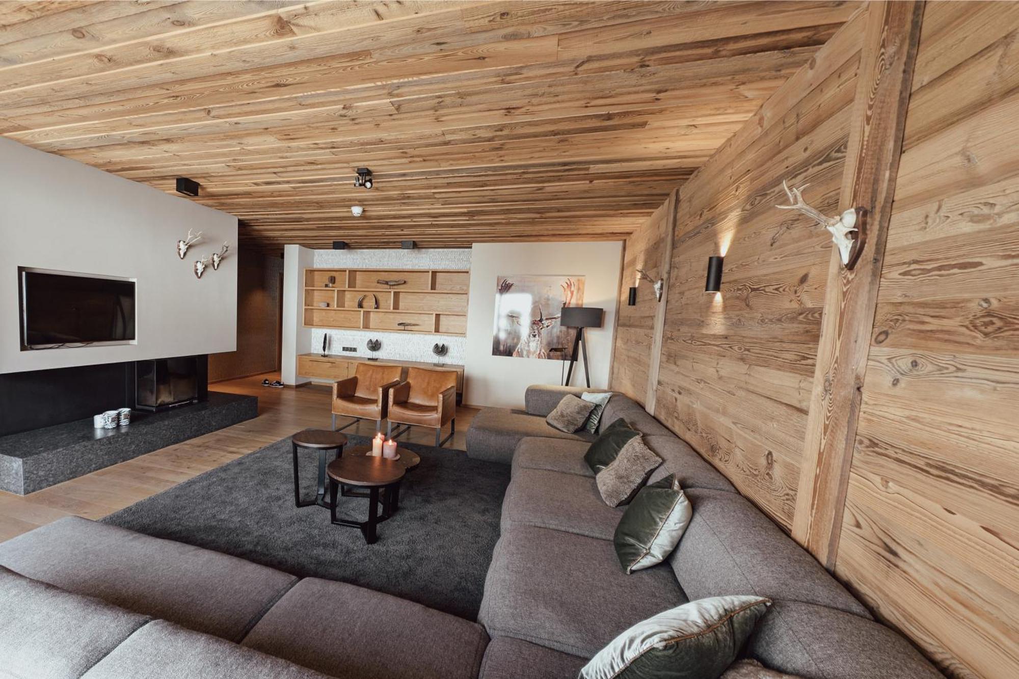 Alpenparks Hotel & Apartment Arlberg Warth Mit Pool المظهر الخارجي الصورة