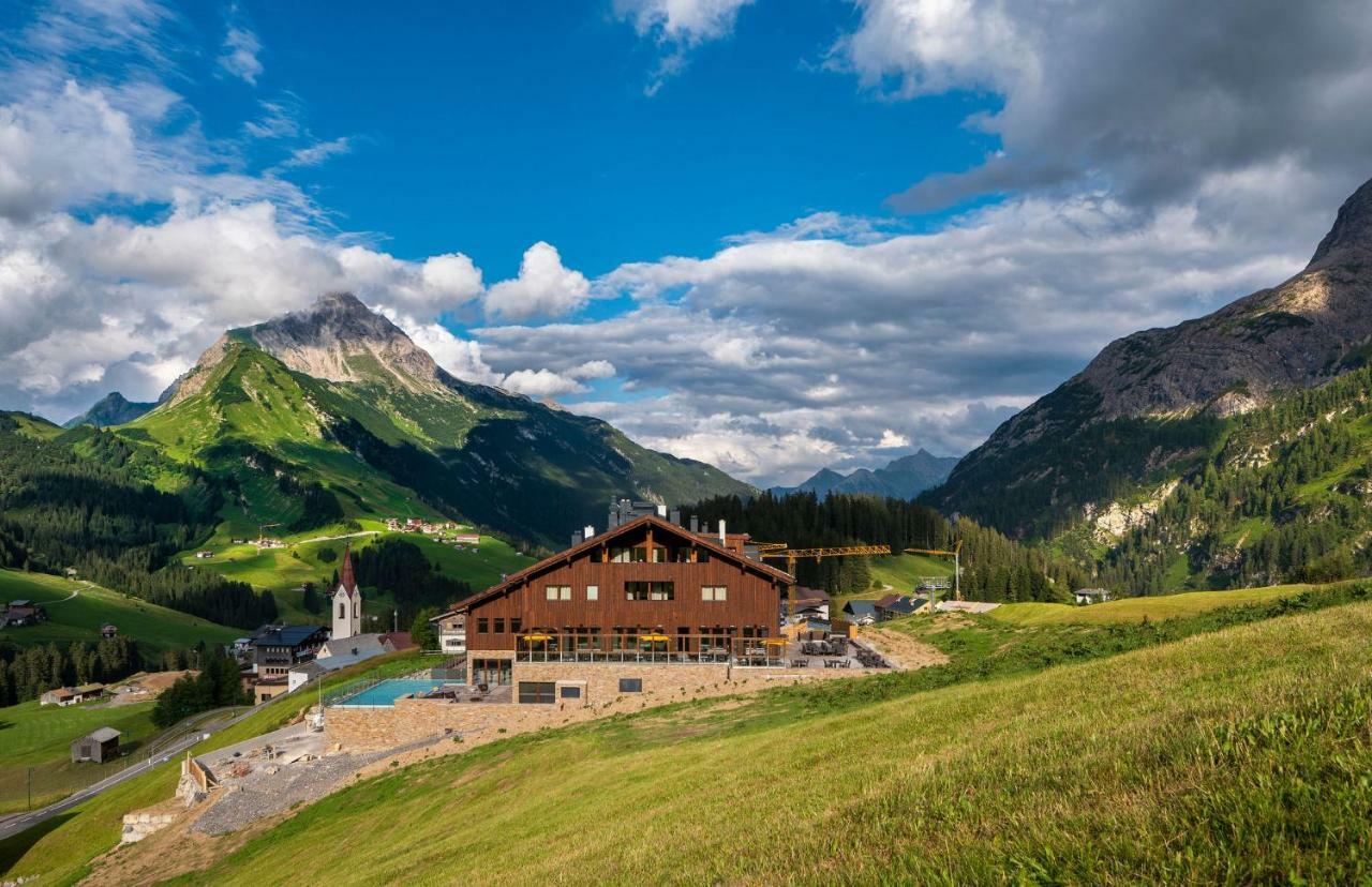 Alpenparks Hotel & Apartment Arlberg Warth Mit Pool المظهر الخارجي الصورة